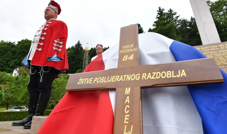 Pokopani posmrtni ostaci 84 žrtve križnoga puta