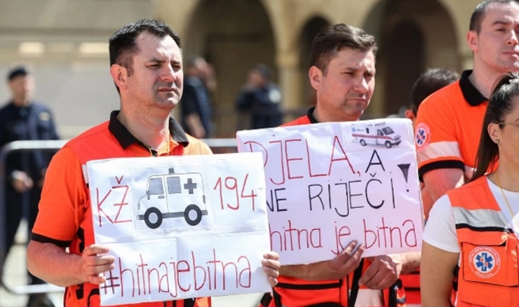 Prosvjed djelatnika Hitne pomoći
