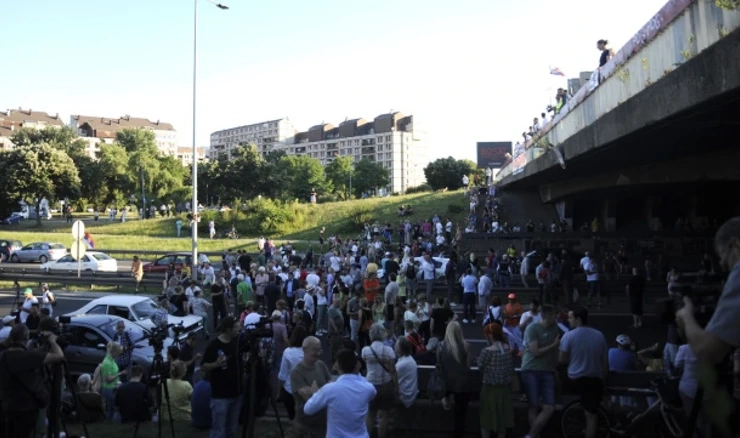 Nastavljeni prosvjedi u Srbiji