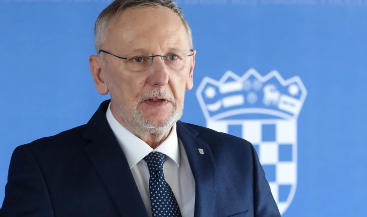 Davor Božinović
