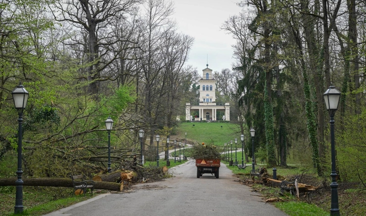 Park Maksimir nakon nevremena u ožujku