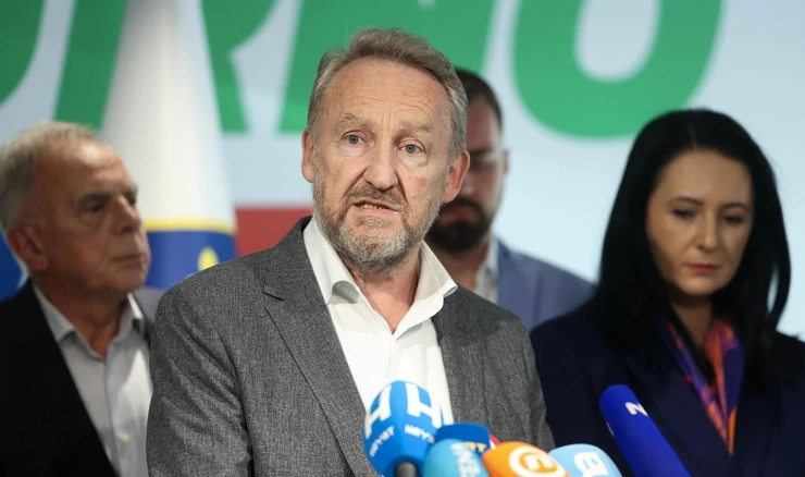 Bakir Izetbegović, predsjednik SDA