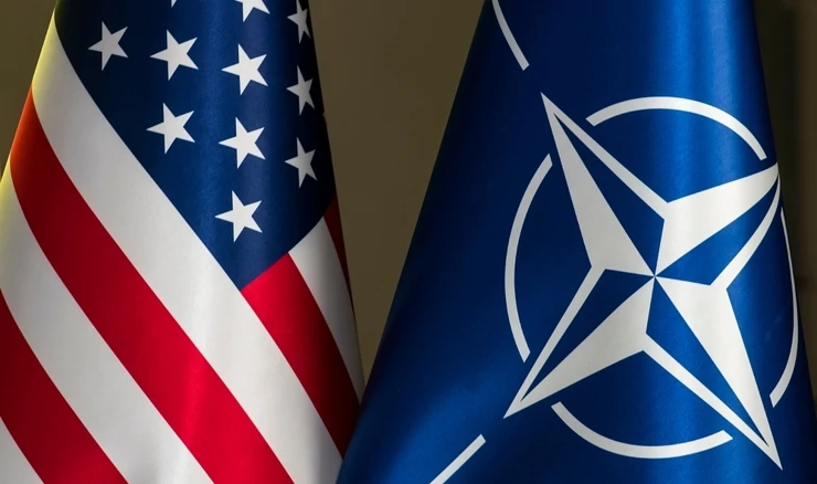 SAD i NATO razvijaju plan za slanje oružja Ukrajini 