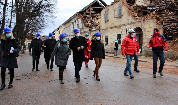 Obnova Petrinje