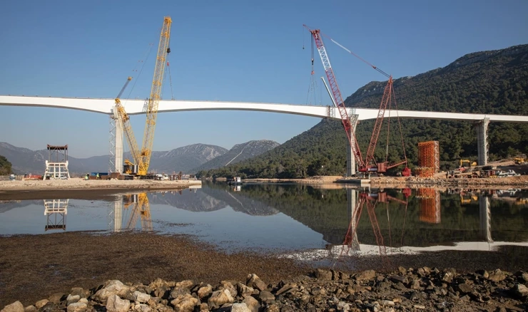  Uspješno postavljen posljednji segment mosta Ston u Brocama 