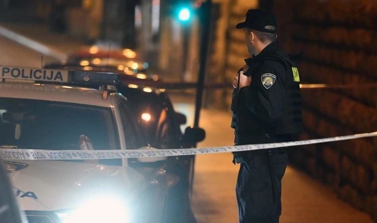 Dvojica splitskih policajaca spriječila veću štetu u požaru skladišta ilustracija