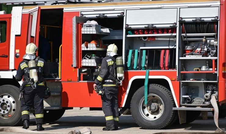 Četiri osobe poginule u požaru u radničkom smještaju 