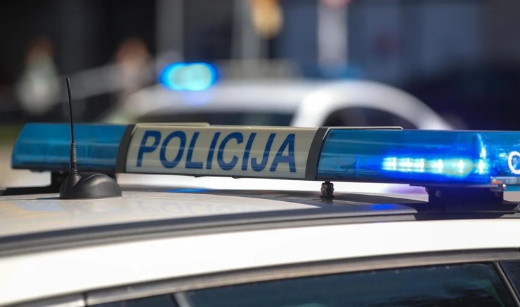 Policija