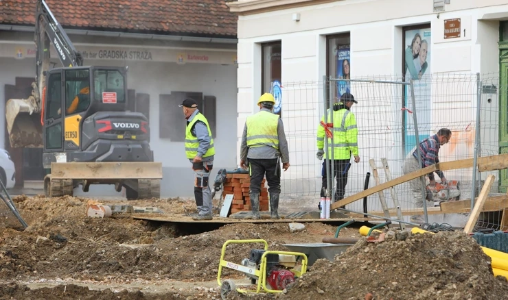 Radovi u Karlovcu, arhivska fotografija