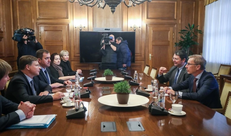  Boris Vujčić sastao se s Valdisom Dombrovskisom 