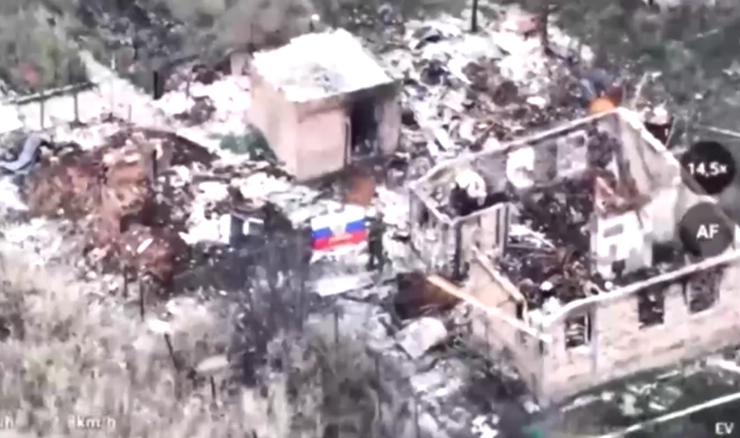 Rusi razvili zastavu u Siversku