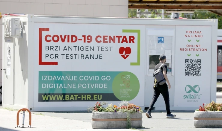  Zagreb: Zatvoreni centar za brzo testiranje na COVID-19  