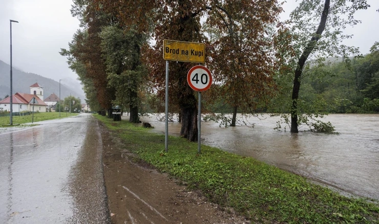 Bujice i poplavljene prometnice u Kupskoj dolini 