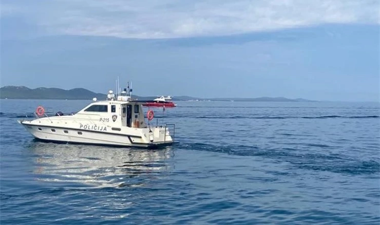 Nesreća na moru, jedna osoba poginula