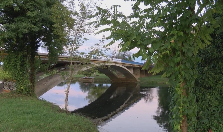 Prijepori oko imena koranskog mosta u Karlovcu