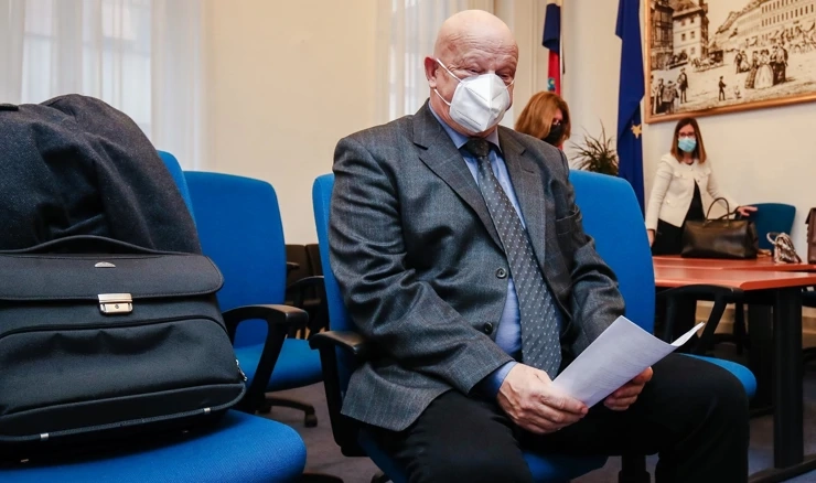 Iznošenje obrane Miljenka Benka na suđenju za aferu Agram
