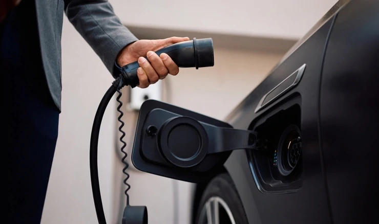 Punjenje električnog automobila