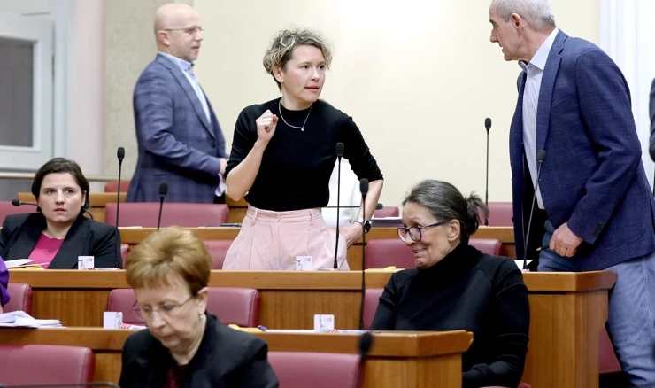 U Saboru počelo glasovanje