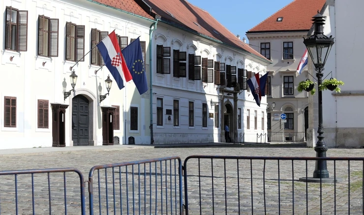 Banski dvori