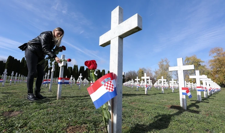  Vukovar: Memorijalno groblje žrtava iz Domovinskog rata
