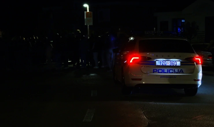Policija, noć