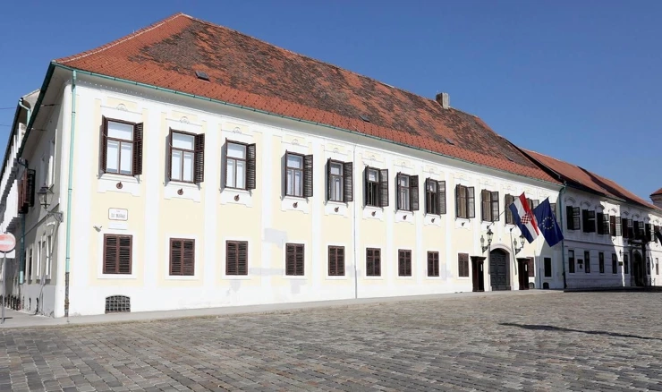 Banski dvori