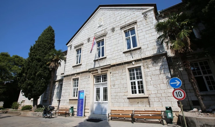 Bolnica u Šibeniku