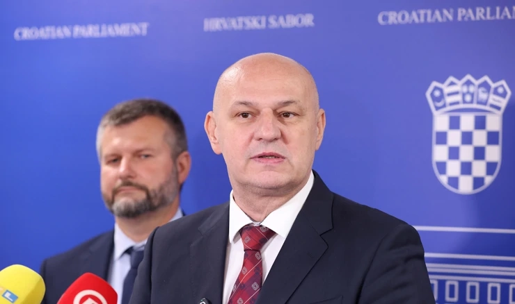 Mislav Kolakušić