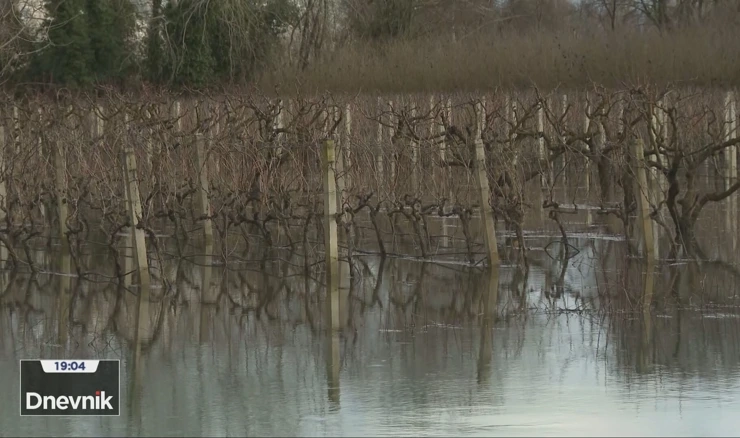 Poplavljena vrgoračka polja