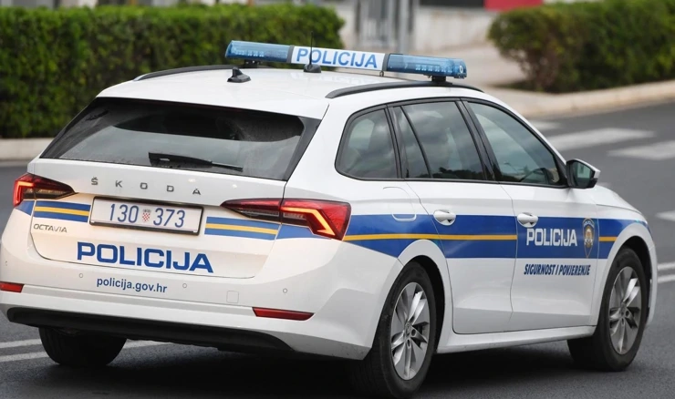 Policija