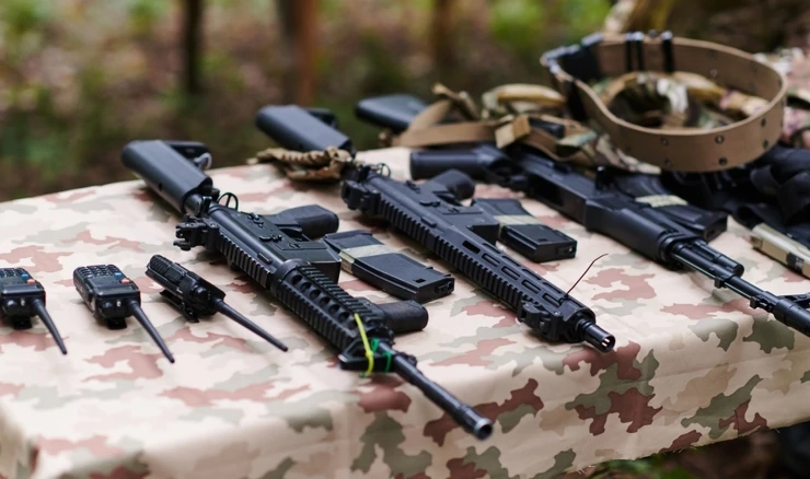 Obustavljen izvoz oružja i streljiva iz Srbije