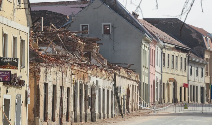Oštećeni objekti u potresu 