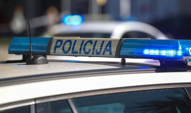 Policija