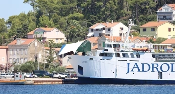 Trajekt Lastovo