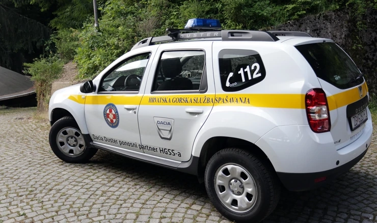 HGSS izvukao dvoje ozlijeđenih stranaca iz kanjona Velike Paklenice