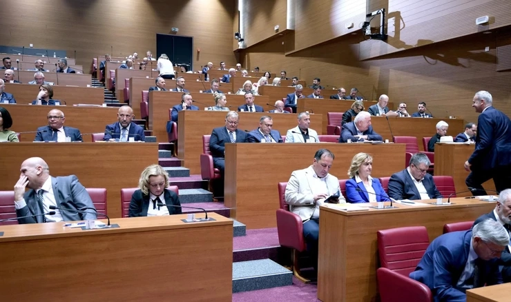 Dnevni red ovotjedne sjednice Sabora broji šest točaka bez predviđenog glasanja