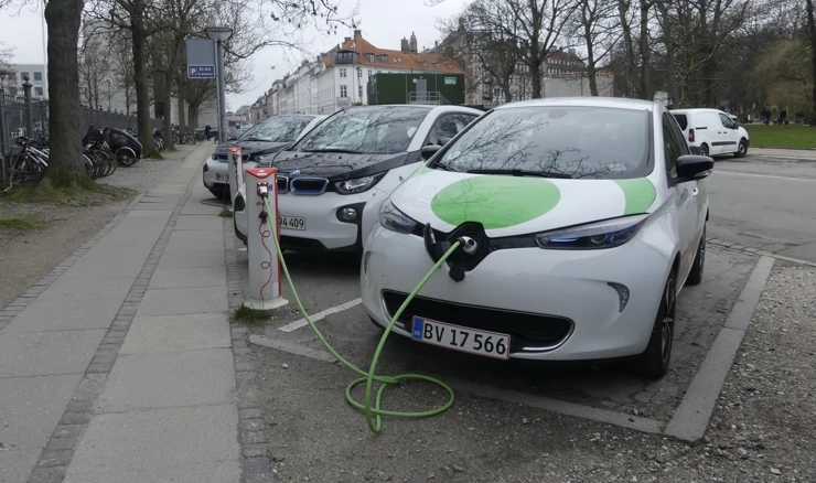 Gotovo svi novi automobili u Danskoj su električni