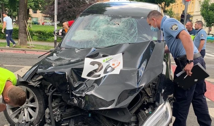     Prometna nesreća u Zagrebu, sudjelovao jedan od vozača Nikola Tesla Rallyja