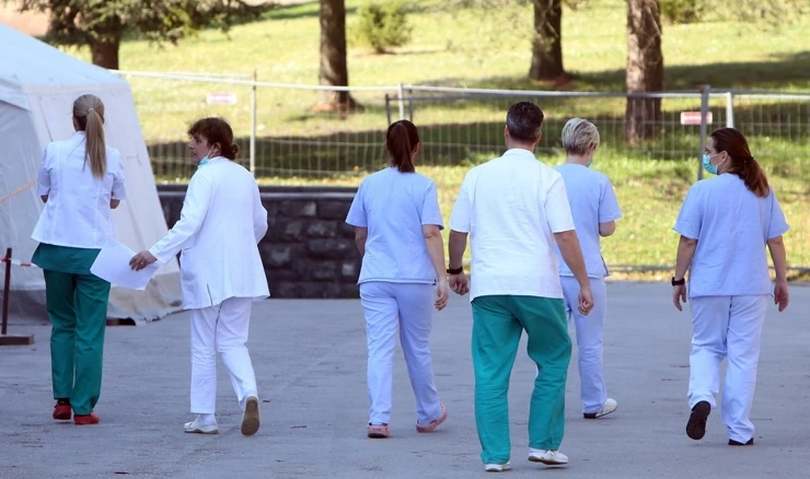 Ilustracija/Medicinske sestre odlaze