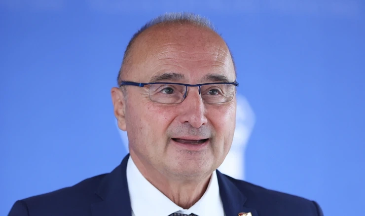 Gordan Grlić Radman