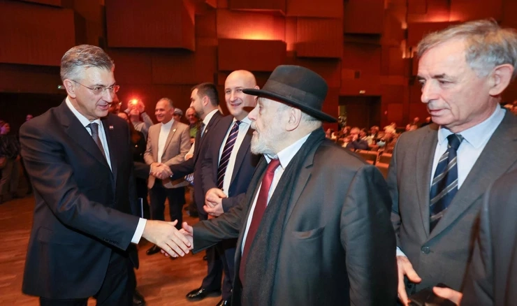 Andrej Plenković na manifestaciji "Kulturno stvaralaštvo nacionalnih manjina"