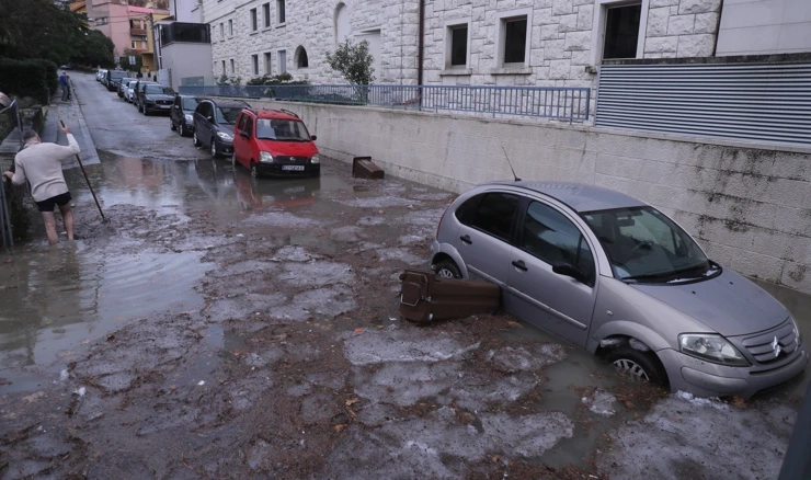 Poplavljene ulice u Splitu