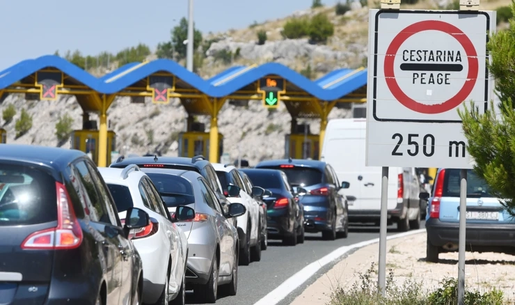 HAC: Tijekom vikenda naplaćeno 7,9 milijuna eura cestarine bez PDV-a