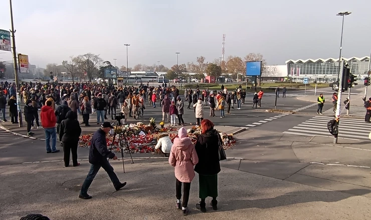 Oporba blokirala Tužiteljstvo u Novome Sadu zbog tragedije kod kolodvora