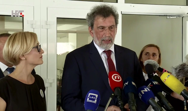 Ministar znanosti i obrazovanja Radovan Fuchs