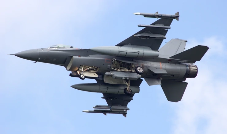 Borbeni zrakoplov F-16