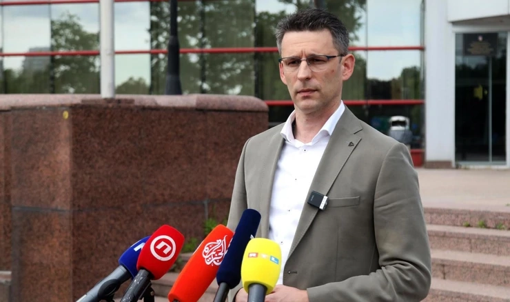Božo Petrov