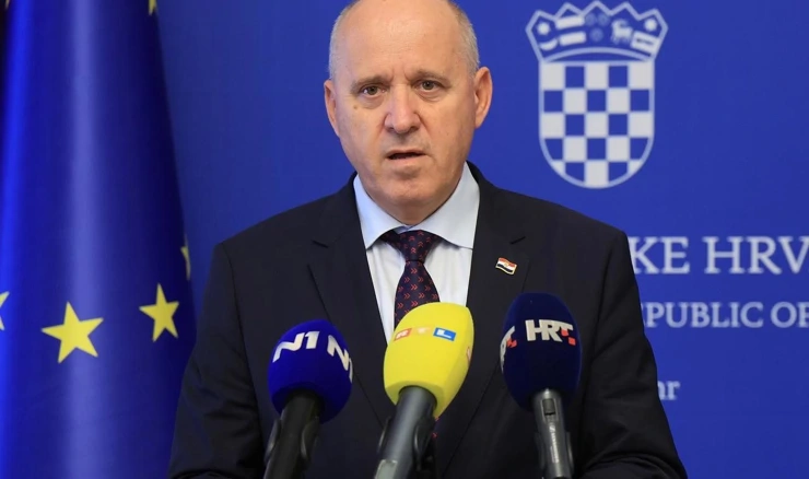 Bačić je poručio da nisu u pravu svi oni skeptici koji misle da će se zaustaviti dostava sredstava iz europskih fondova