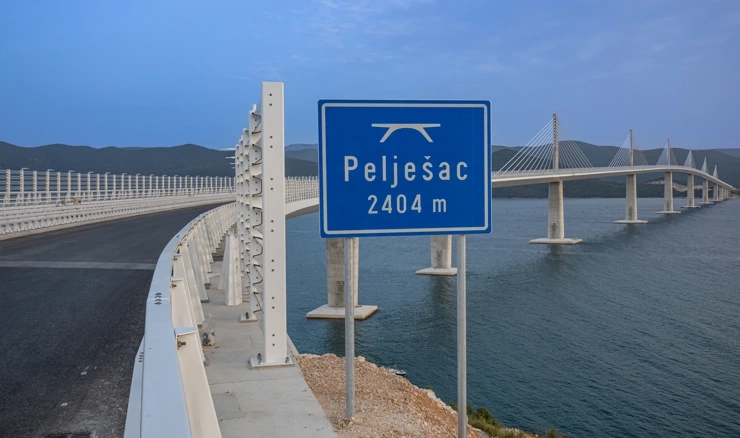 Pelješki most