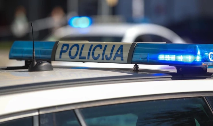 Policija